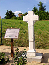 installée au rond-point de<br>"la Croix-Georgette" - © Marie-France Delaperrelle/VMS